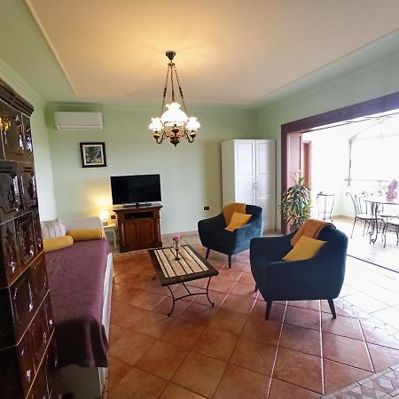 Villa Margerita With Private Pool, Yard And Parking Kastelir Exterior photo