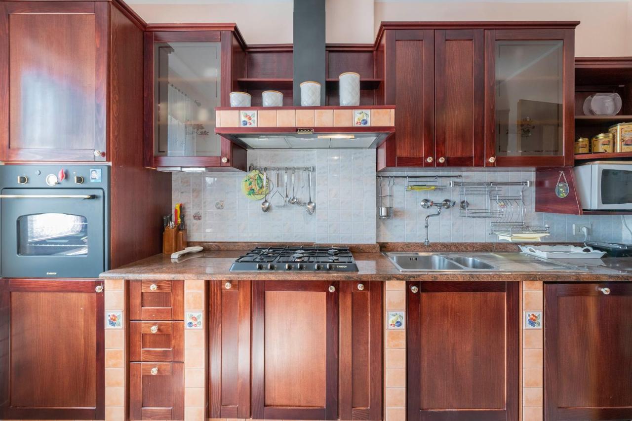 Villa Margerita With Private Pool, Yard And Parking Kastelir Exterior photo