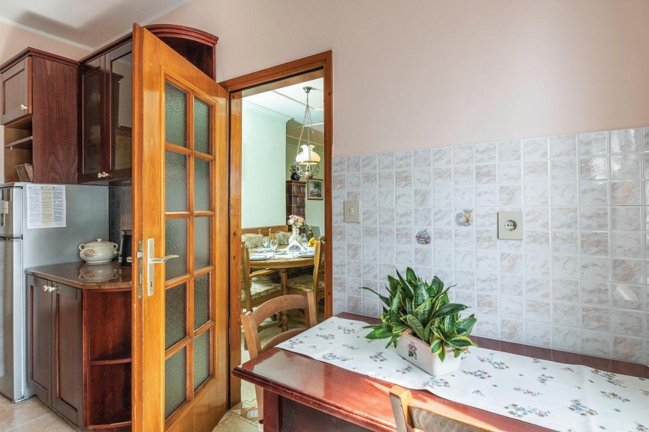 Villa Margerita With Private Pool, Yard And Parking Kastelir Exterior photo