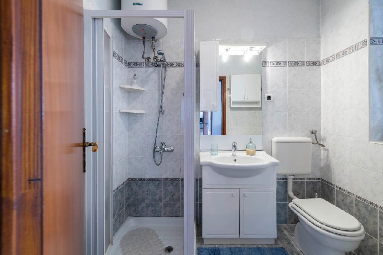 Villa Margerita With Private Pool, Yard And Parking Kastelir Exterior photo